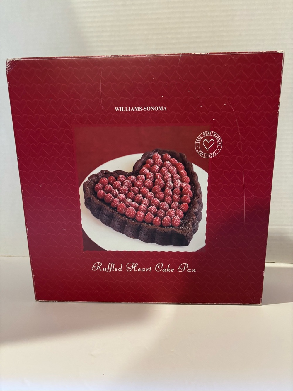 Williams Sonoma Ruffled Heart Cake Pan Removable Bottom 2002